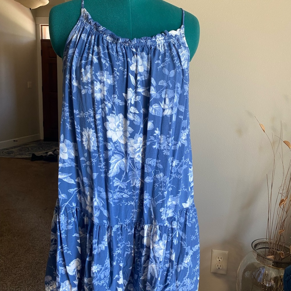 H&M blue flowered maxi